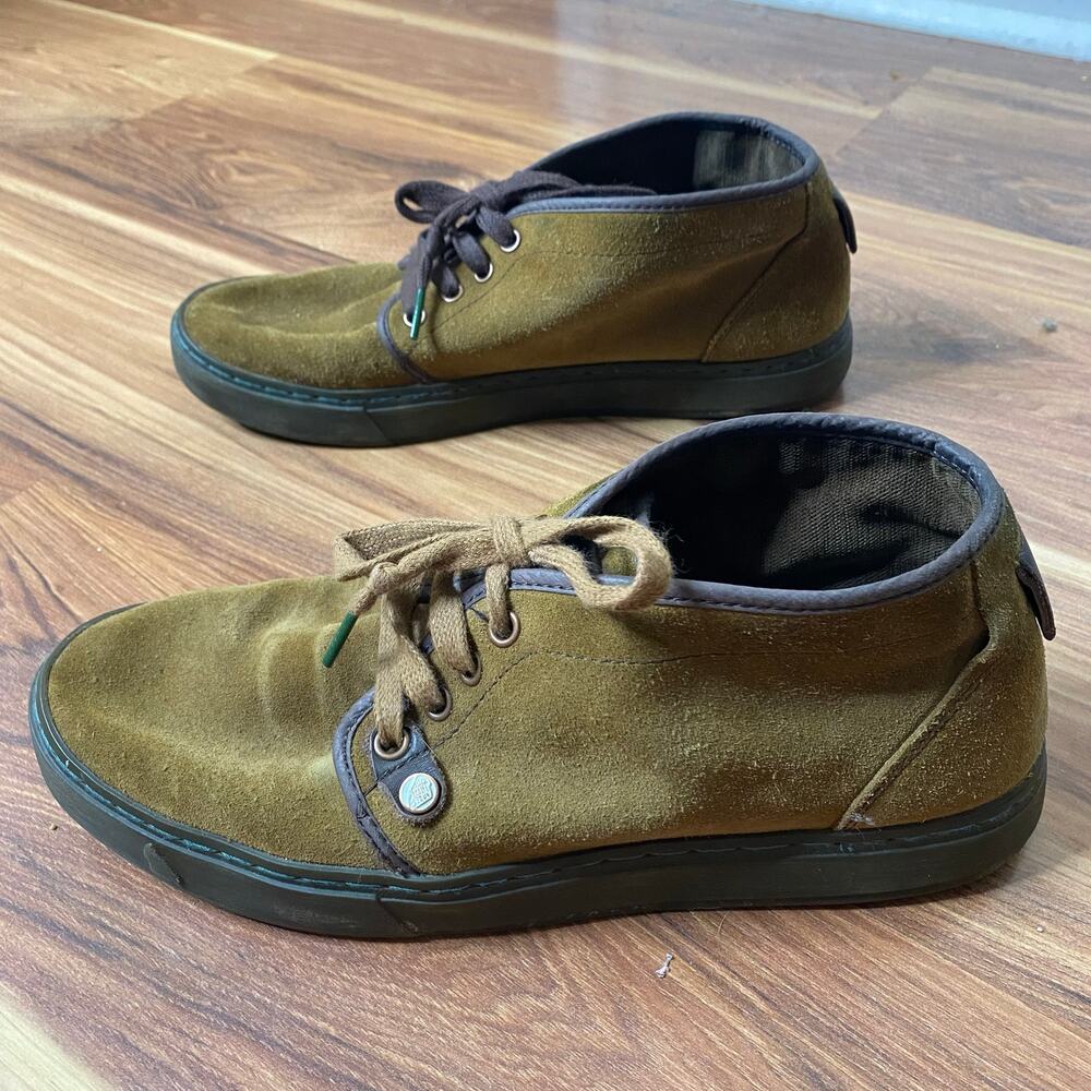 SATORISAN Yasuragi Suede Chukka Sneaker Laceup Boot Tan Green Mismatch Laces 10 - Picture 7 of 10